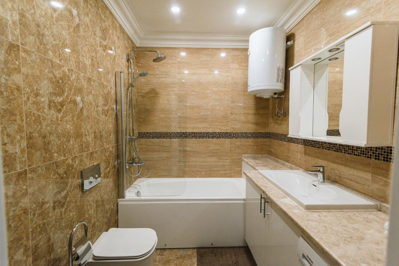 Appartement Luxury for business&pleasure Royal 1 à Kiev Extérieur photo