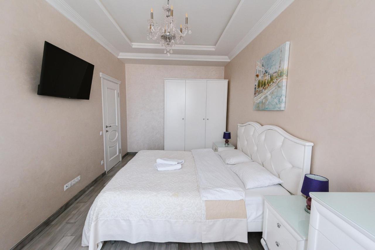 Appartement Luxury for business&pleasure Royal 1 à Kiev Extérieur photo